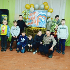праздничная программа, посвященная празднику Весны и Труда “Встречаем праздник Первомай” - фото - 12