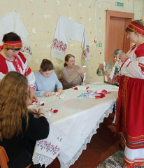 мастер-класс по изготовлению «Славянской куклы-оберега» в рамках проекта «Пушкинская карта» - фото - 6