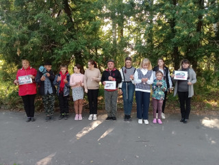 час памяти, посвященный Дню солидарности в борьбе с терроризмом «Терроризм - эхо Беслана», Лукинский СДК и библиотека - фото - 2