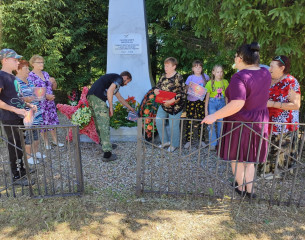 митинг, посвящённый Дню памяти и скорби прошёл в Середе у обелиска - фото - 5